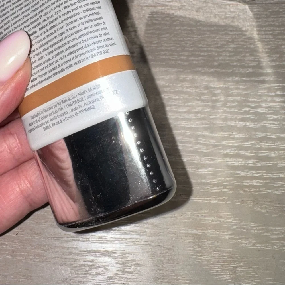 PUR 4-In-1 Tinted Moisturizer Broad Spectrum SPF 20 Shade DARK New In Box Dark